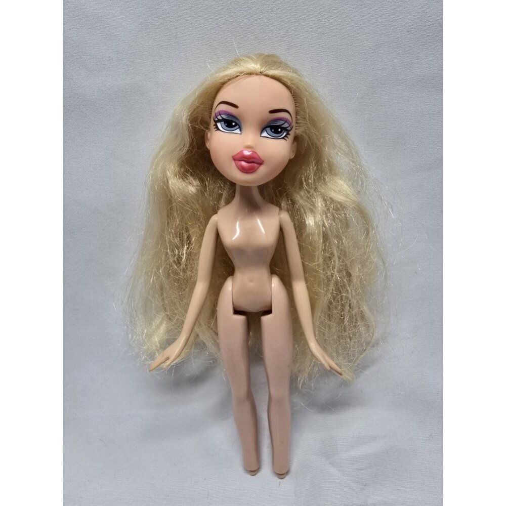 Bratz Funk Out Cloe Blonde Vintage MGA 2004- Hair Cut- TLC